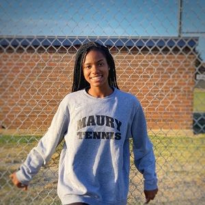 Meet your Posher, Zada